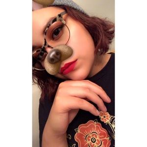 Meet your Posher, Aurelia